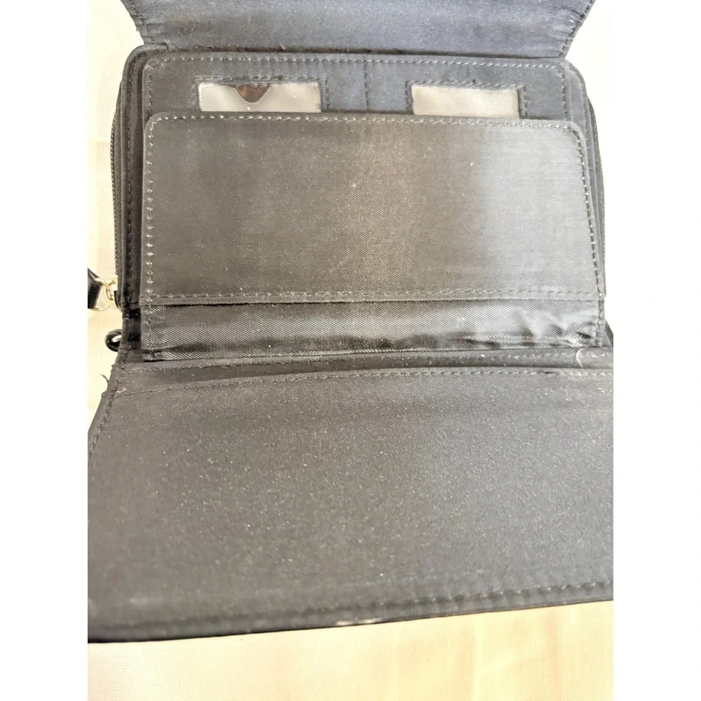Safe Keeper Black Zip Around Wallet Organizer Clutch Multi Card Coin Pocket